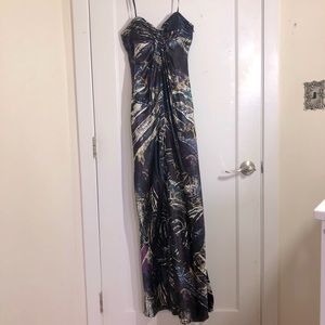 laundry by shelli segal strapless silk patterned blue purple white gown